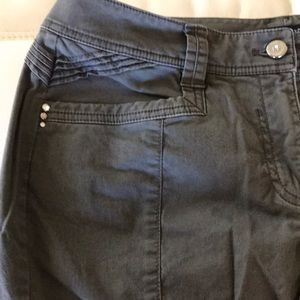 Olive colored Capri pants